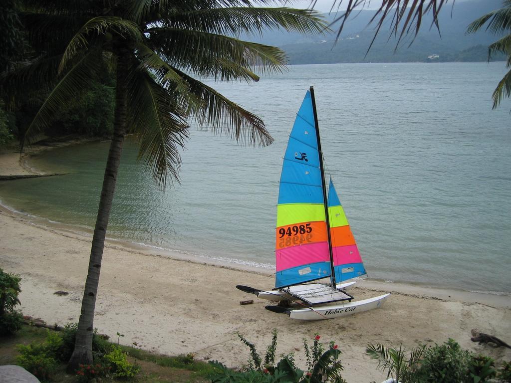 Dolphinbay Resort Puerto Galera Exterior photo